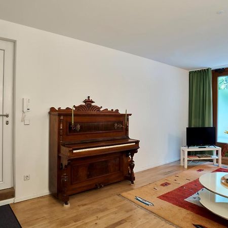 Beautiful Park Apartment For 4 Guests Berlin Eksteriør billede