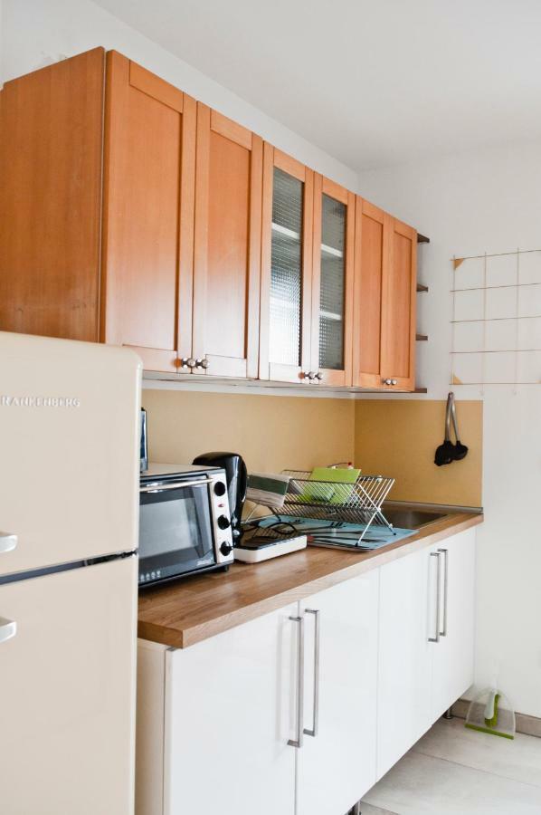 Beautiful Park Apartment For 4 Guests Berlin Eksteriør billede